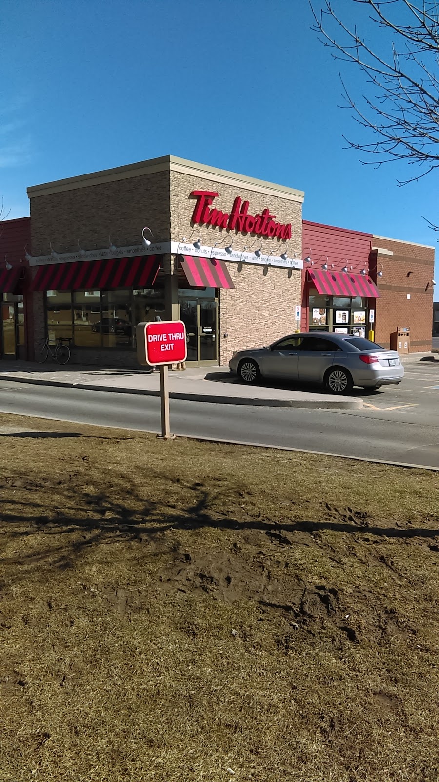 Tim Hortons | 771 Southdale Rd E, London, ON N6C 2C6, Canada | Phone: (519) 680-0583