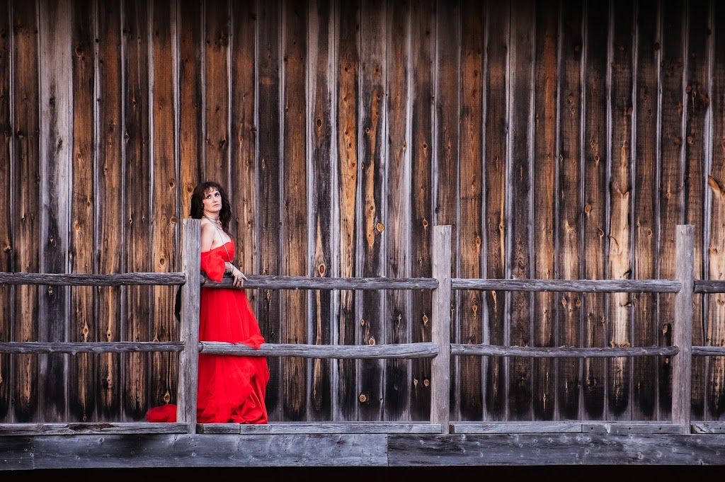 Reinhardt Photography | 829 Bertrand Terrace, Peterborough, ON K9K 2T1, Canada | Phone: (249) 353-7878