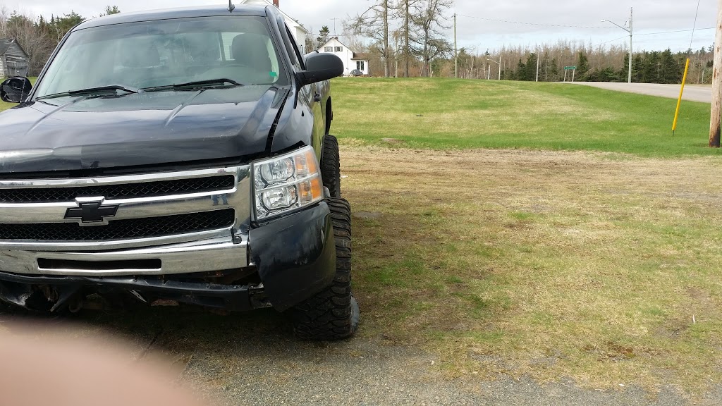De Grace Auto Body | 2993 Chemin Saint-Ignace Station, Saint-Ignace, NB E4X 2J5, Canada | Phone: (506) 876-3665