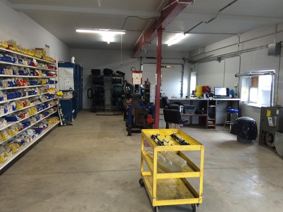 V & R Recycling and Hose & Hydraulics | 6910 Regional Rd 65, Saint Anns, ON L0R 1Y0, Canada | Phone: (905) 386-6602
