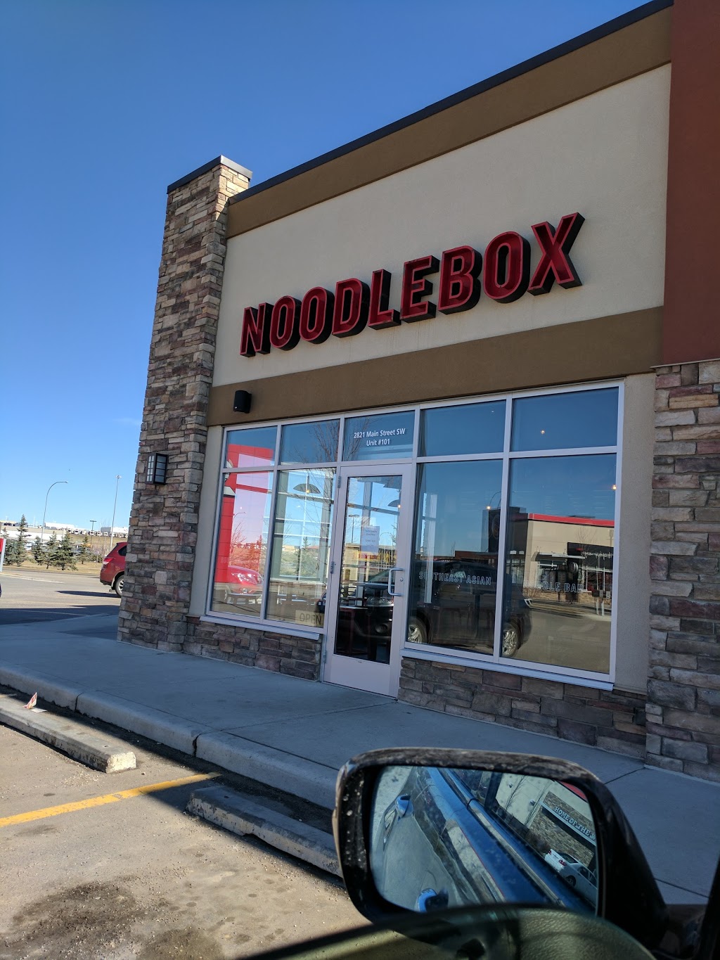 Noodlebox | 2821 Main St SW Unit 101, Airdrie, AB T4B 3S6, Canada | Phone: (587) 775-9660
