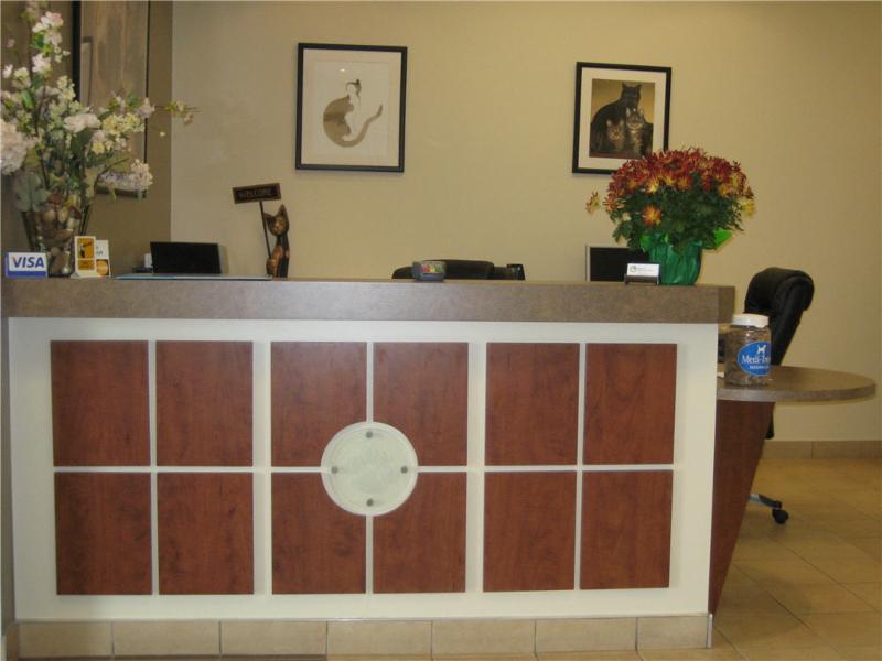 Chapel Hill Veterinary Clinic | 1615 Orléans Blvd, Orléans, ON K1C 7E2, Canada | Phone: (613) 834-5686