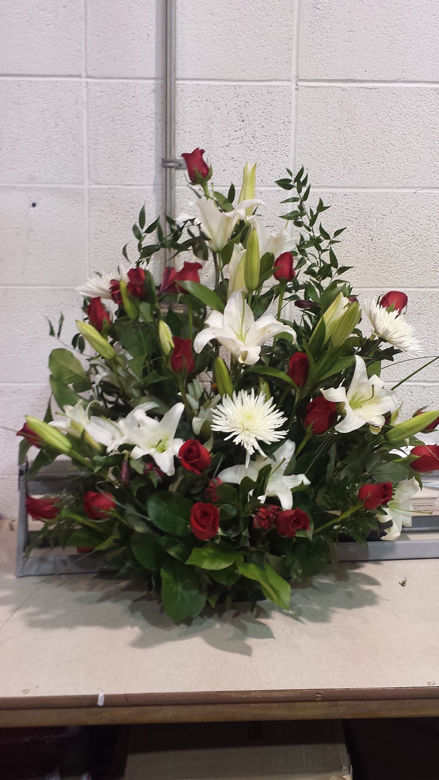 Bloomex Halifax Flowers | 20 Rosedale Dr, Dartmouth, NS B3A 1L8, Canada | Phone: (902) 482-4440
