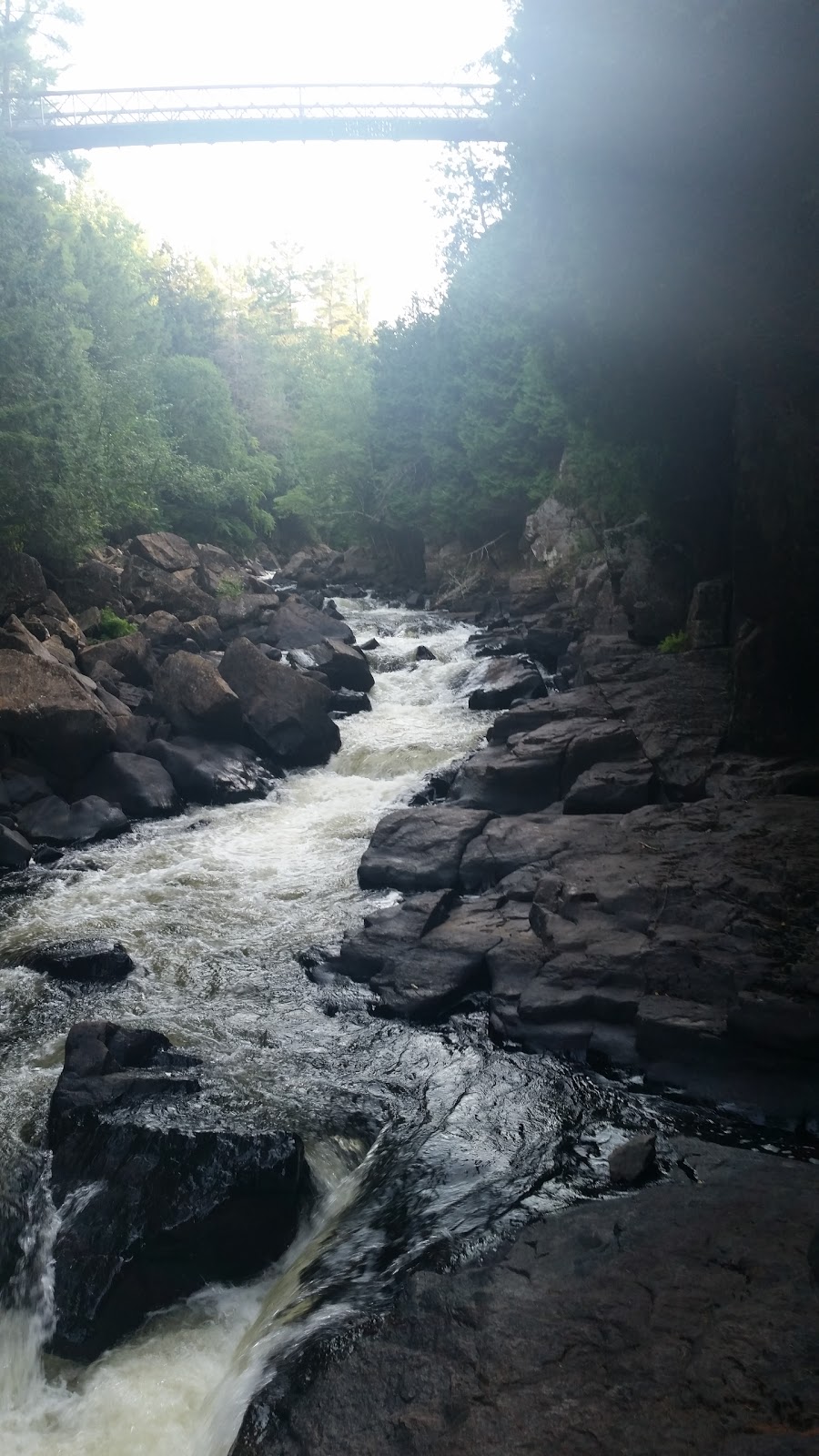 Parc Régional des Chutes Monte-à-Peine et des Dalles | Entrée Sa | coin Archambault, Rang des Dalles, Sainte-Béatrix, QC J0K 1Y0, Canada | Phone: (450) 883-6060