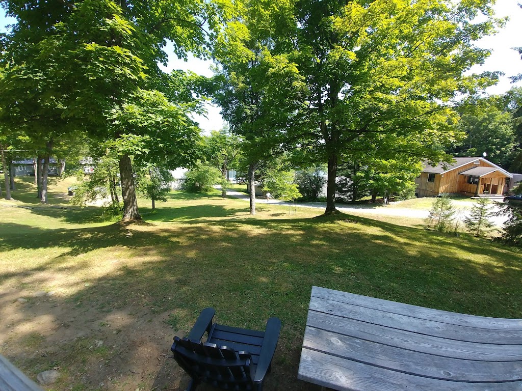 Silver Eagle Resort | 1127 Sir Sam Evans Rd, Eagle Lake, ON K0M 1M0, Canada | Phone: (905) 904-2906