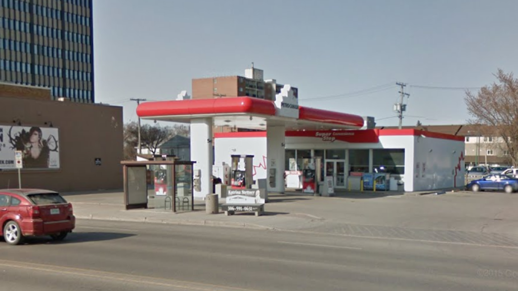 Petro-Canada | gas station | 2304 Albert St, Regina, SK S4P 2V7, Canada | 3065229112 OR +1 306-522-9112