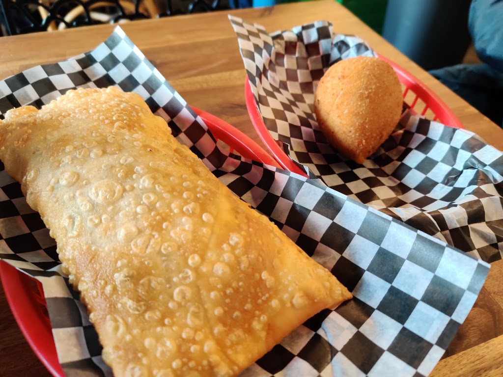 Samba Brazil Eatery | 1646 St Clair Ave W, Toronto, ON M6N 1H8, Canada | Phone: (416) 652-2000
