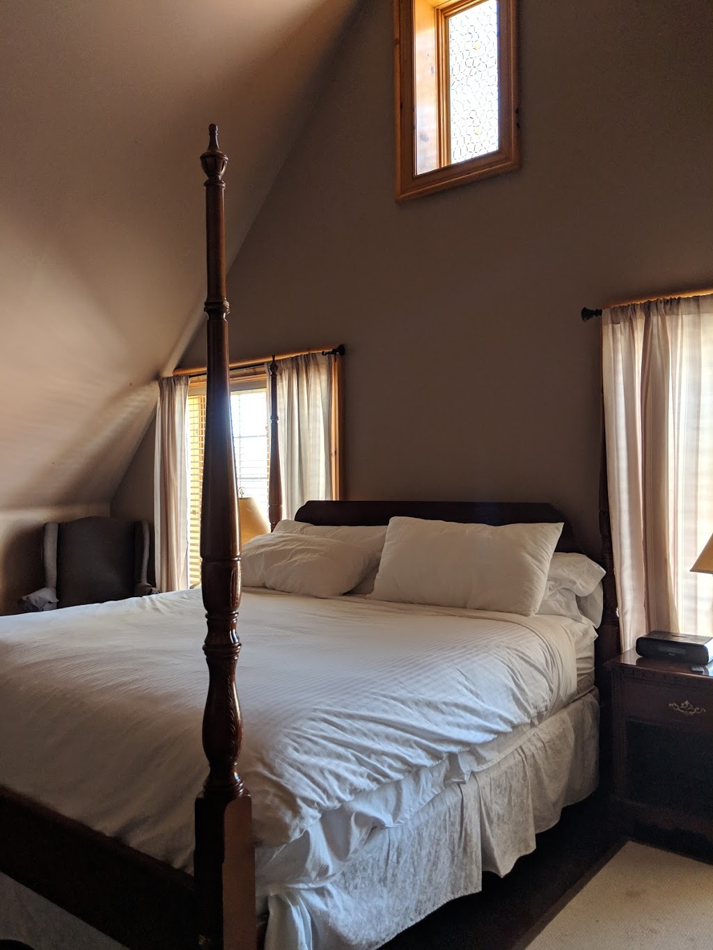 Eganridge Resort, Golf Club & Spa | 26 Country Club Dr, Fenelon Falls, ON K0M 1N0, Canada | Phone: (705) 738-5111