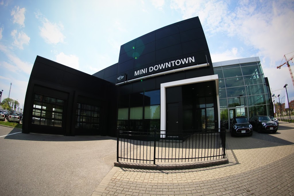 MINI Toronto | 20 Sunlight Park Rd, Toronto, ON M4M 1B5, Canada | Phone: (416) 623-6464