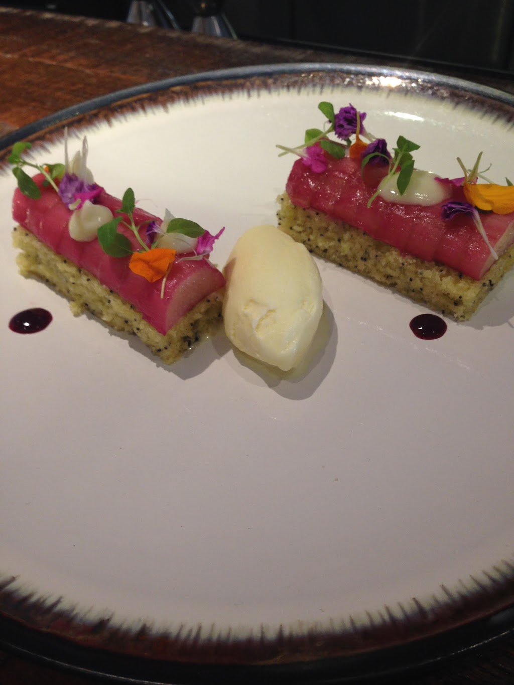 Noble Bistro Oakville | 218 Lakeshore Rd E, Oakville, ON L6J 1H8, Canada | Phone: (289) 837-3108