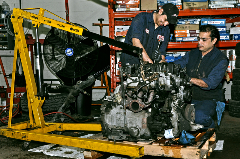 C&C Auto Repair Mechanics | 8-1335 Humber Pl, Ottawa, ON K1B 5K9, Canada | Phone: (613) 733-1115