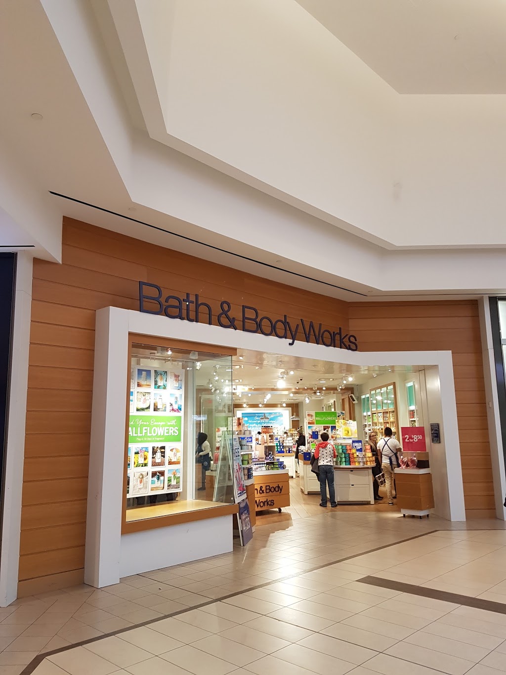 Bath & Body Works | 300 Borough Dr, Scarborough, ON M1P 4P5, Canada | Phone: (416) 290-5174