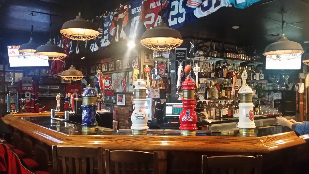 Schueys Bar & Grill | 1130 Martin Grove Rd, Etobicoke, ON M9W 4W1, Canada | Phone: (416) 249-1516