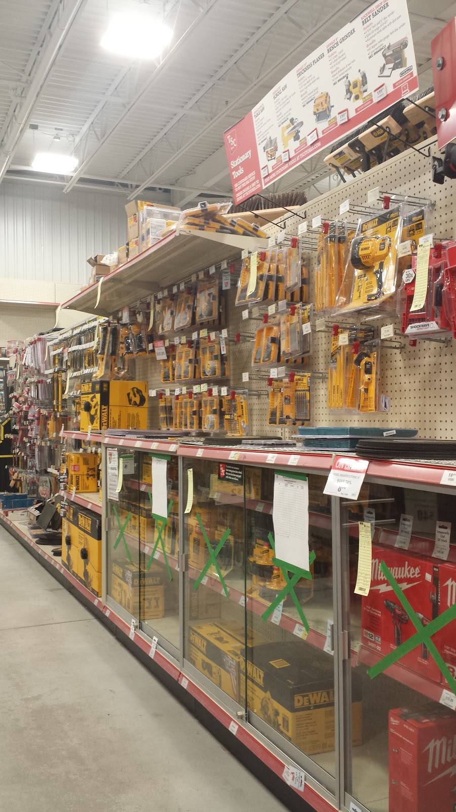 TSC Stores | 286 Toronto St S, Uxbridge, ON L9P 0C5, Canada | Phone: (905) 852-2494