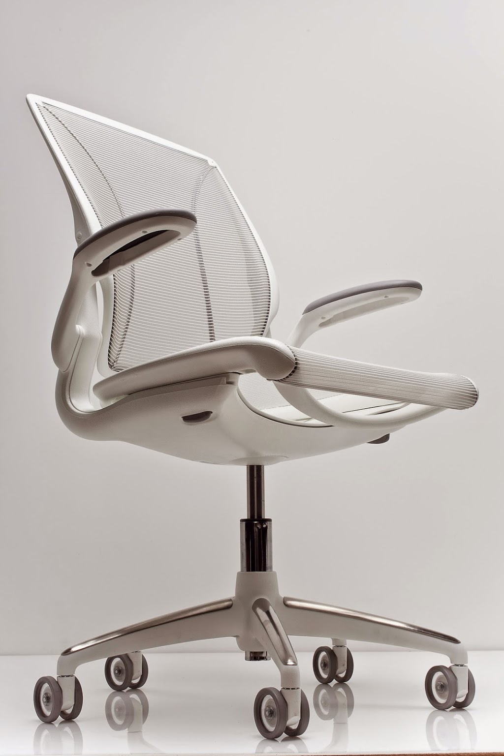 EMBLM | Beauce | 13535 Boulevard Lacroix, Saint-Georges, QC G5Y 1P1, Canada | Phone: (418) 228-5745