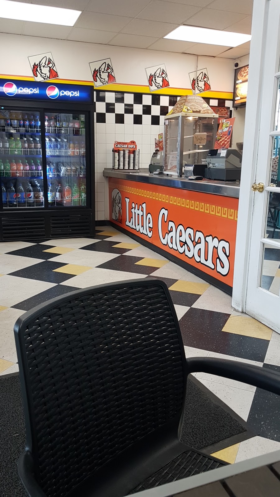 Little Caesars Pizza | 1475 Prairie Ave, Port Coquitlam, BC V3B 1T3, Canada | Phone: (604) 942-1666