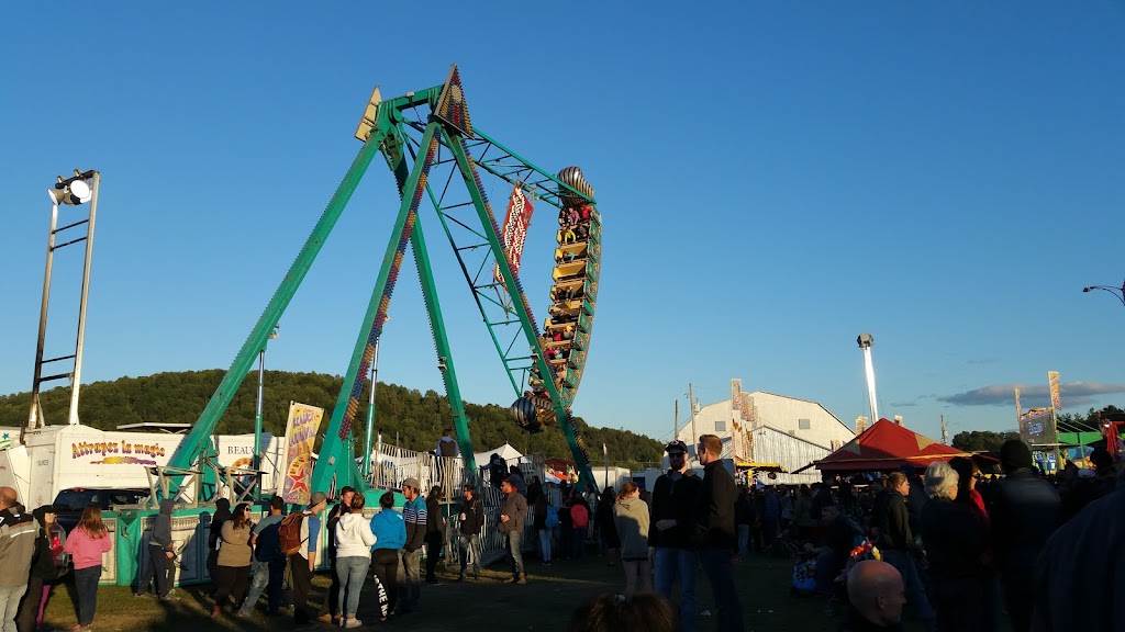 Expo Richmond Fair | 128 QC-143, Cleveland, QC J0B 2H0, Canada | Phone: (819) 578-9288