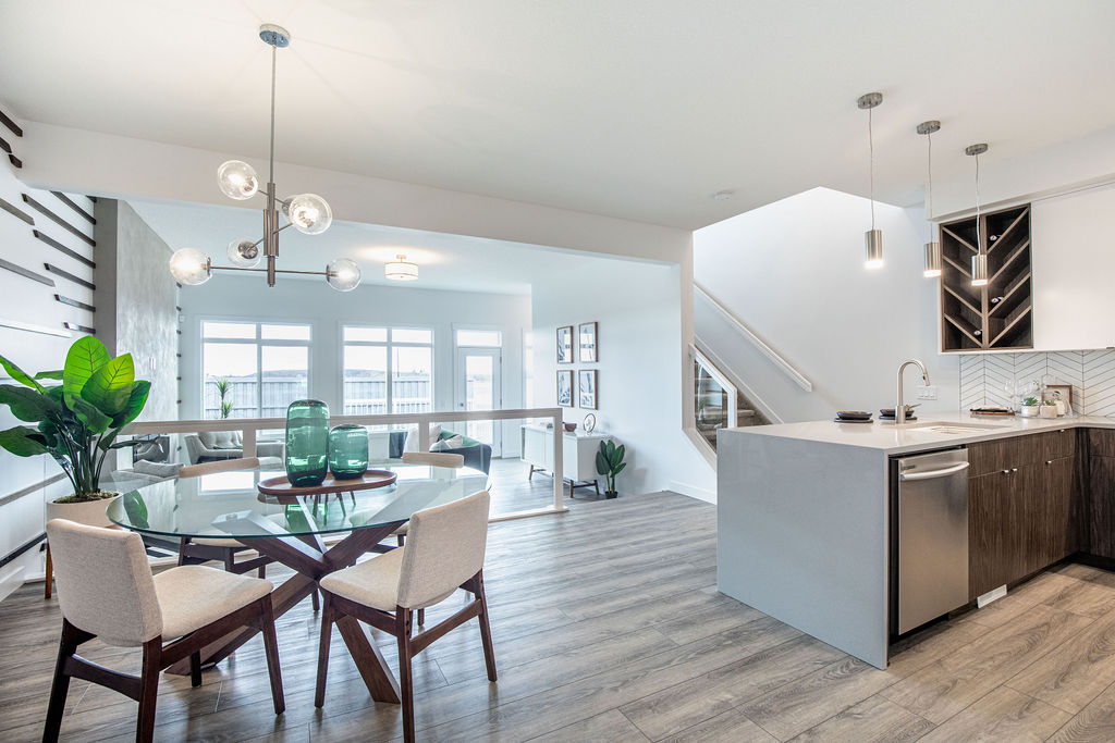 Daytona Homes - Saxony Glen Show Home | 3031 166 Street SW, Edmonton, AB T6W 4P8, Canada | Phone: (780) 452-2288
