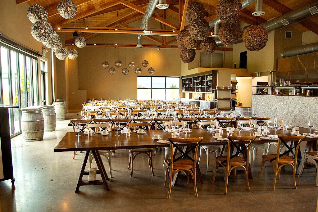 Adamo Estate Winery | 793366 3rd Line EHS, Orangeville, ON L9W 5X7, Canada | Phone: (519) 942-3969