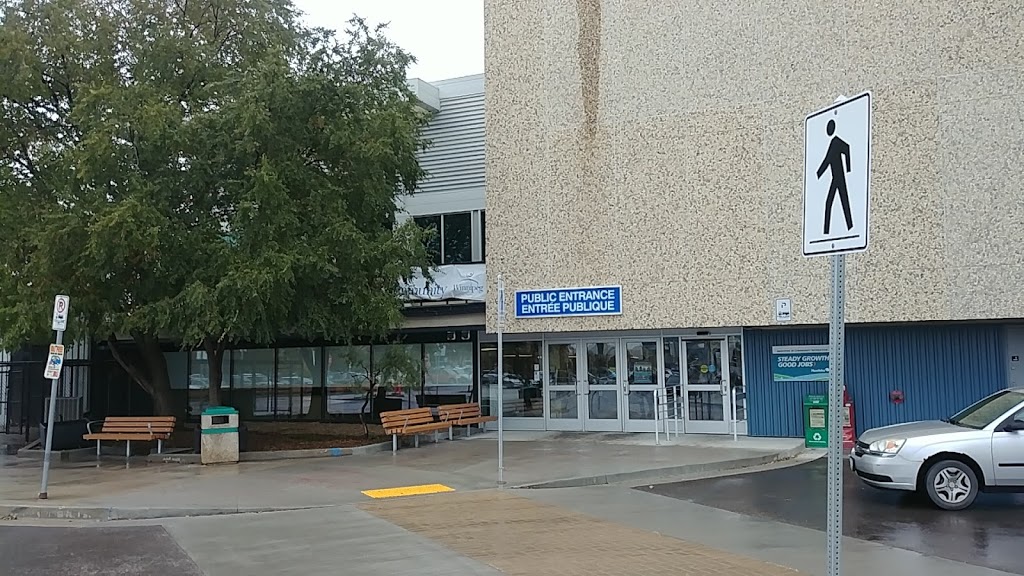 Pan Am Pool | 25 Poseidon Bay, Winnipeg, MB R3M 3E4, Canada | Phone: (877) 311-4974