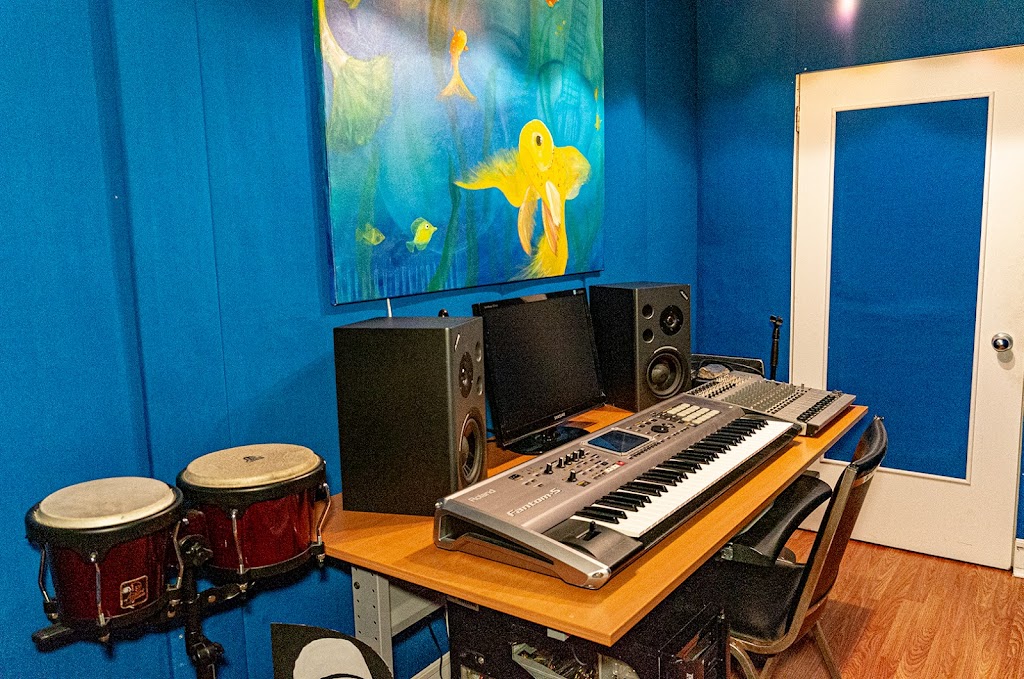 Pezmosis Music Productions | 126 Park Crescent, Richmond Hill, ON L4E 3J6, Canada | Phone: (905) 505-0844