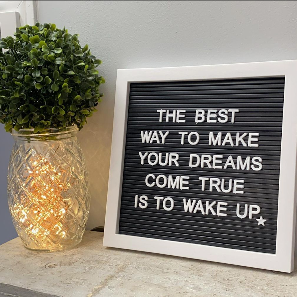 RevOILution | 25 Base Line Rd W Unit 2, London, ON N6J 1V1, Canada | Phone: (519) 667-1898