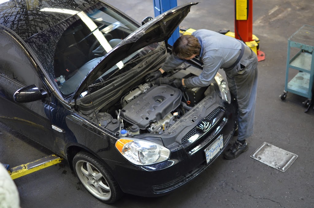 Parkside Motors Ltd. | 519 Ellice St, Victoria, BC V8T 2G8, Canada | Phone: (250) 382-1113