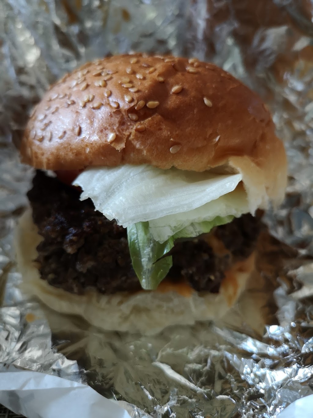 Happy Earls Dawg House | 66 Main St S, Kleefeld, MB R0A 0V0, Canada | Phone: (204) 377-9090