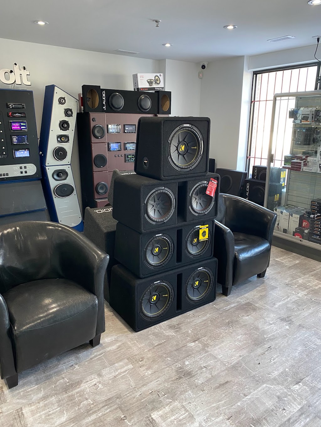 12 Volt Car Audio & Security | 1 Steinway Blvd Unit 8, Etobicoke, ON M9W 6H9, Canada | Phone: (416) 748-5803