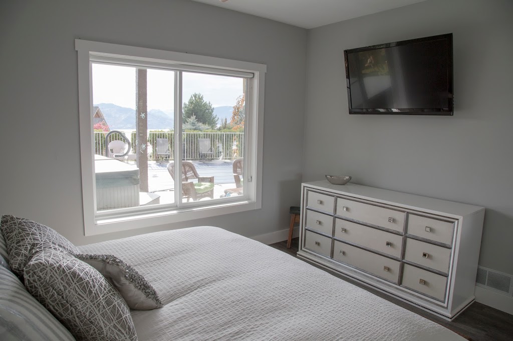 At The Top Of The Hill B&B | 5162 Morrison Ct, Peachland, BC V0H 1X2, Canada | Phone: (250) 767-9521