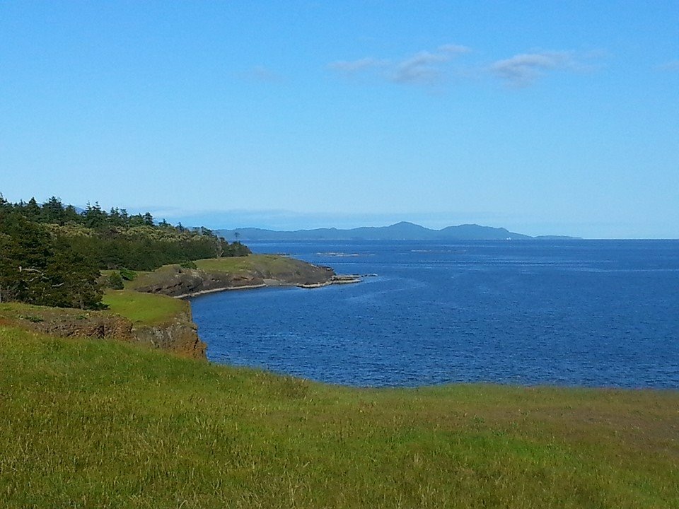 Wind & Waves Holiday Homes Inc. | 5445 Reicken Road, Hornby Island, BC V0R 1Z0, Canada | Phone: (778) 992-5445
