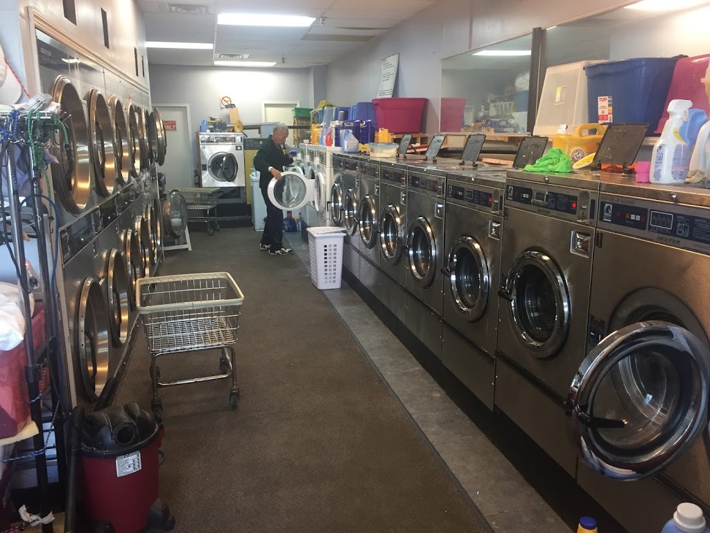 lees coin laundary | 8691 120 St, Delta, BC V4C 6R4, Canada | Phone: (604) 501-1554
