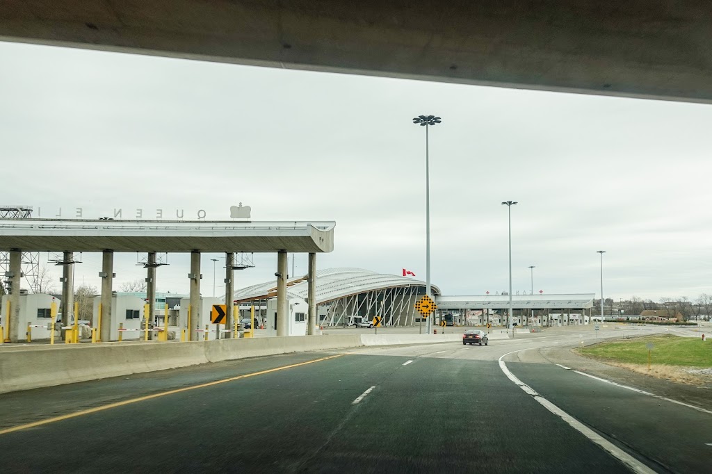 Buffalo and Fort Erie Public Bridge Authority | 100 Queen St, Fort Erie, ON L2A 3S6, Canada | Phone: (905) 871-1608