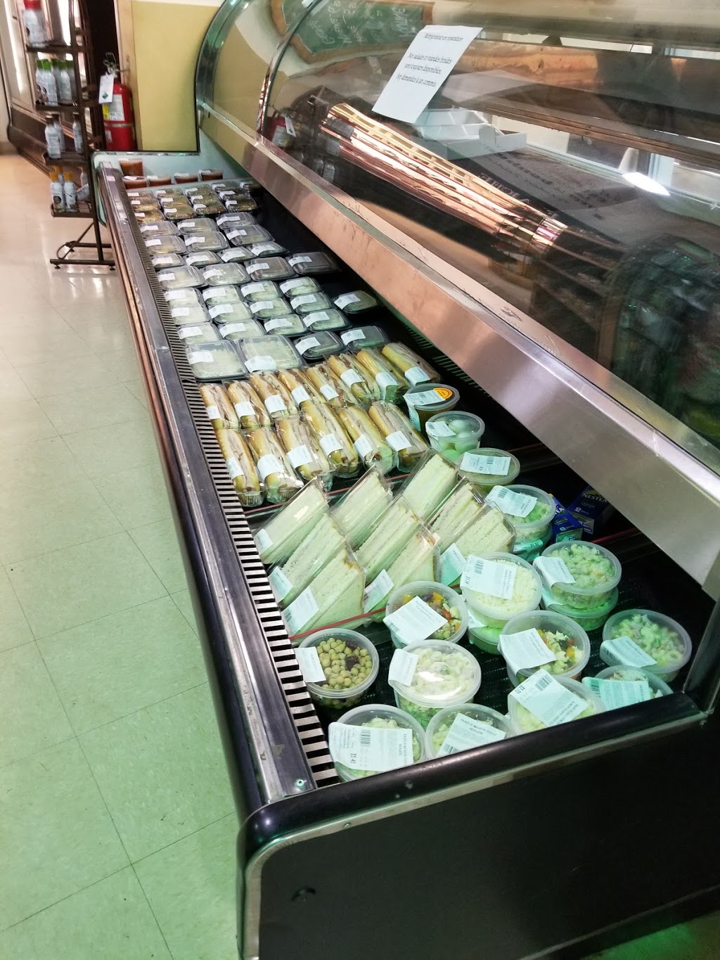 Intermarché Lyster | 2805 Rue Bécancour, Lyster, QC G0S 1V0, Canada | Phone: (819) 389-5705
