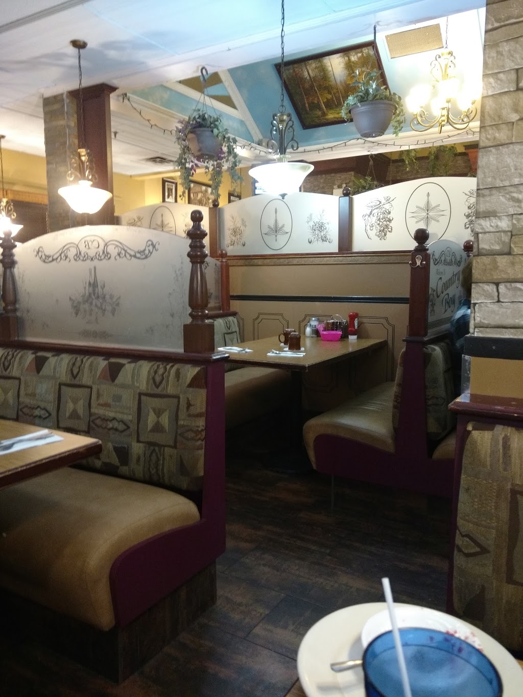 Country Boy Family Restaurant | 5 Manitou Dr, Kitchener, ON N2C 2J6, Canada | Phone: (519) 893-2120