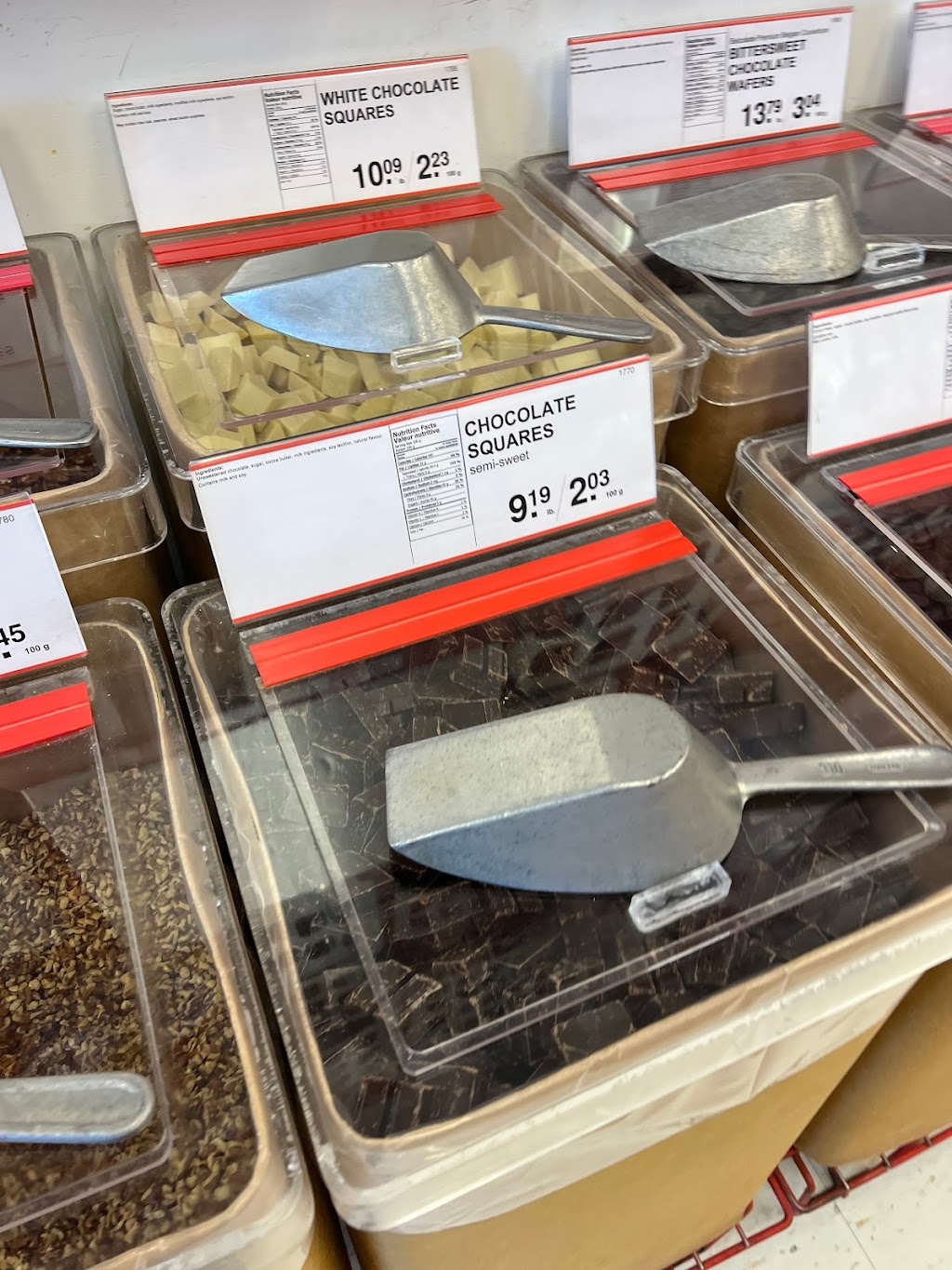 Bulk Barn | 915 Empress St, Winnipeg, MB R3G 3P8, Canada | Phone: (204) 774-3232
