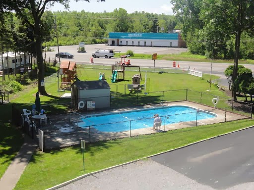 Niagara Falls Campground & Lodging | 2405 Niagara Falls Blvd, Niagara Falls, NY 14304, USA | Phone: (716) 731-3434