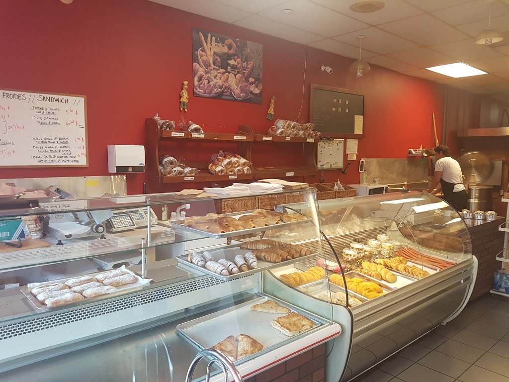 Chateau Bagel | 237 Boulevard Saint -Jean-Baptiste suite 106, Châteauguay, QC J6K 3C3, Canada | Phone: (450) 699-0311
