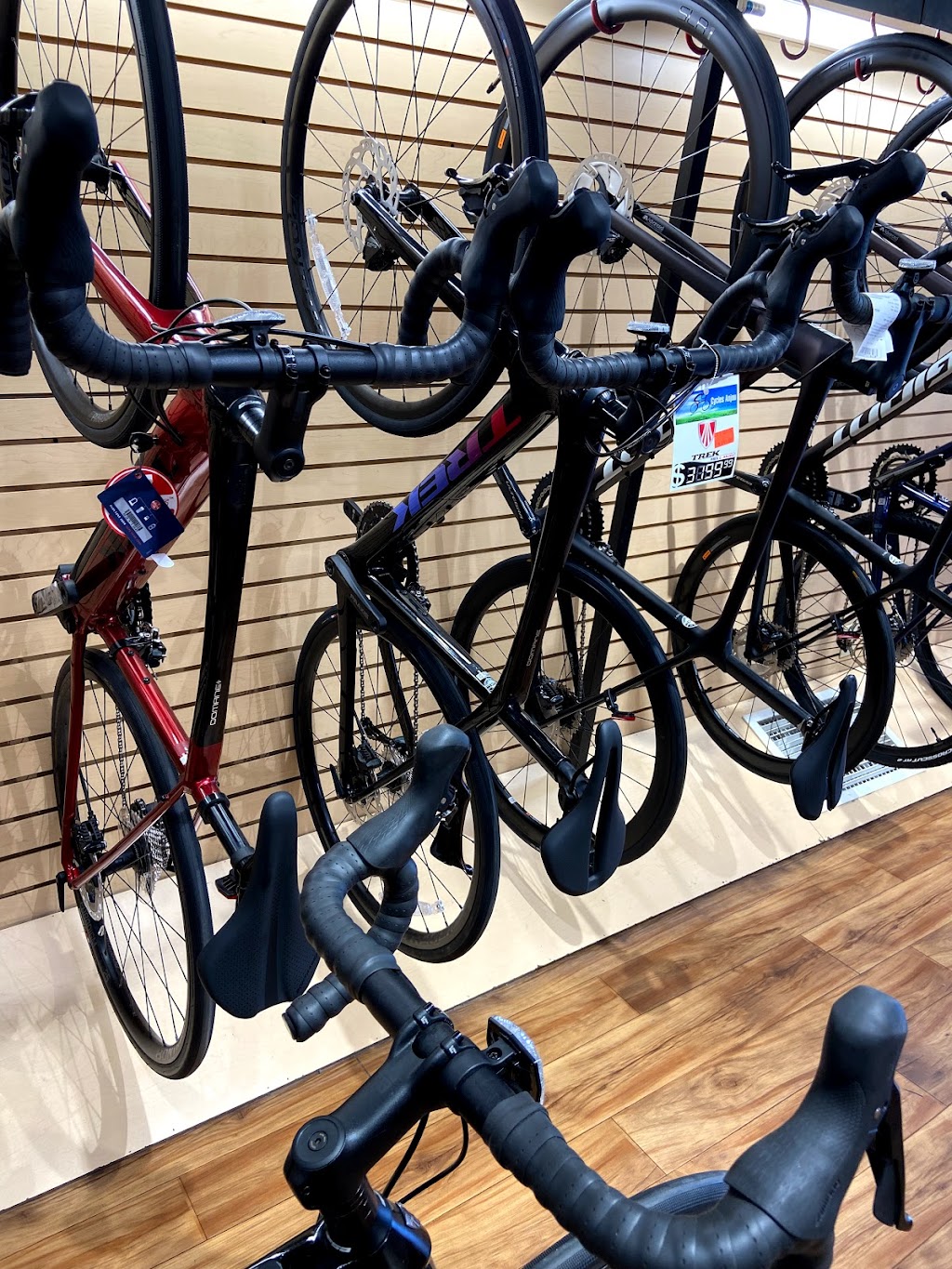 Cycles Anjou | 8688 Av. Chaumont, Montréal, QC H1K 1N6, Canada | Phone: (514) 352-9280