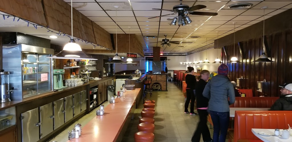 Hi-Lite Restaurant | 4524 Queen St, Niagara Falls, ON L2E 2L5, Canada | Phone: (905) 356-8682