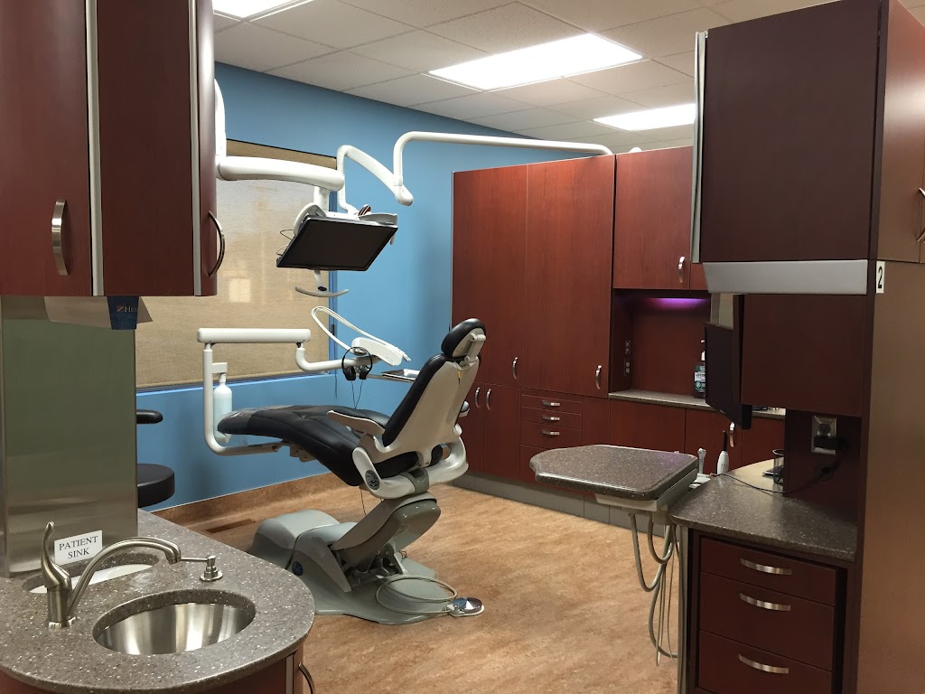 Magrath Dental Centre | 33 South 1 St W, Magrath, AB T0K 1J0, Canada | Phone: (403) 758-3844