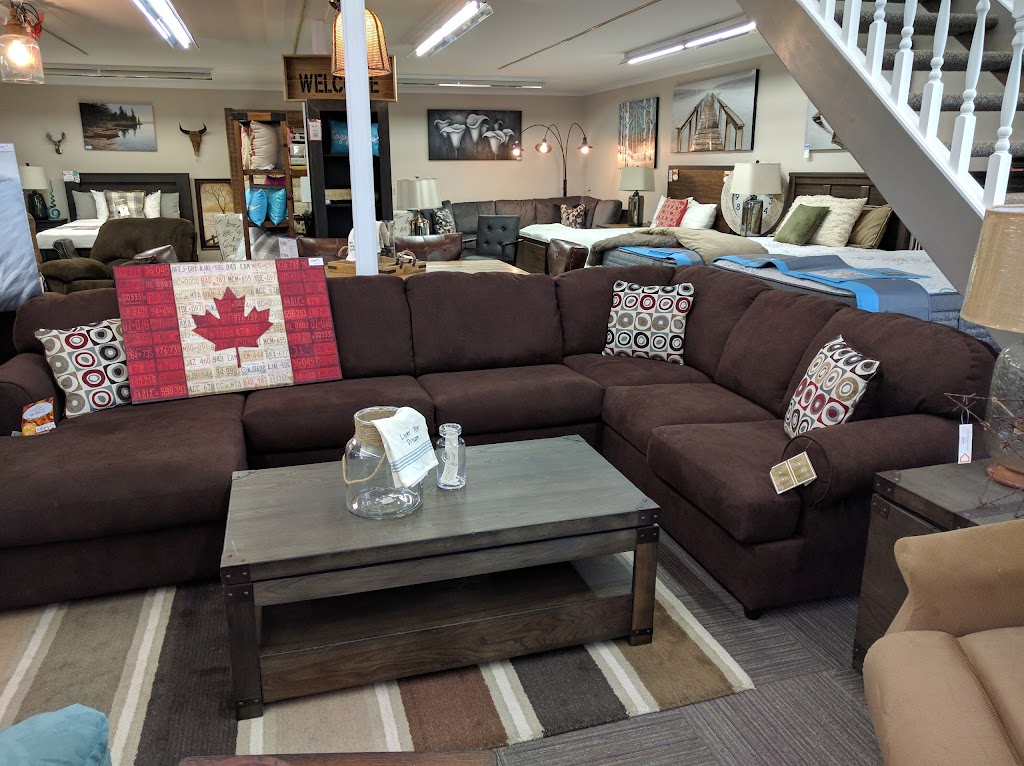 Ashley Pembroke | 10 Matthews Ave, Pembroke, ON K8A 8A4, Canada | Phone: (613) 629-5464