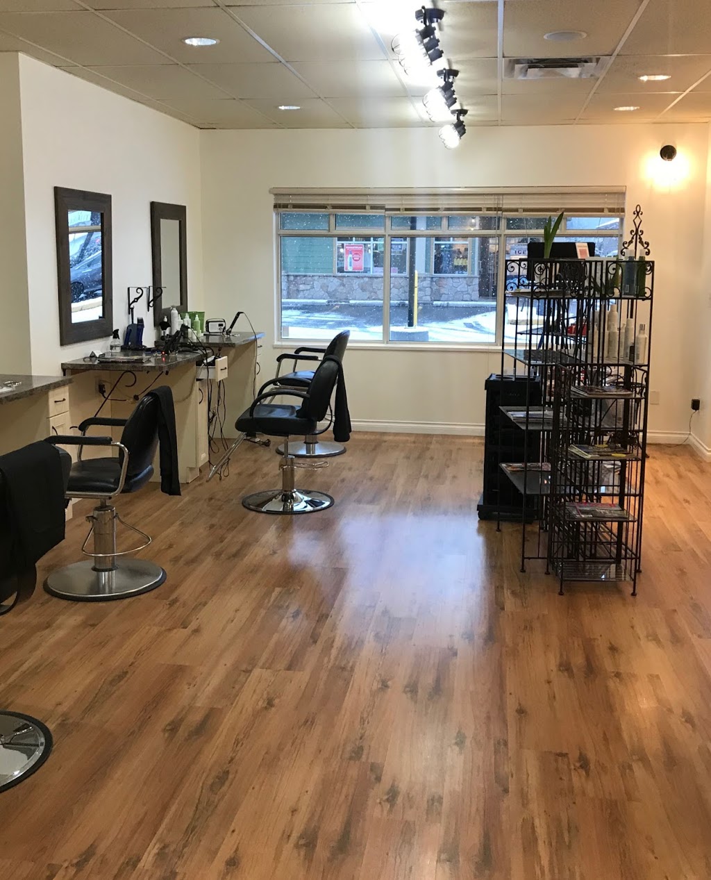 Thairapy Salon & Esthetics | 103 - 1014 Glenmore Dr, Kelowna, BC V1Y 4P2, Canada | Phone: (250) 763-2675