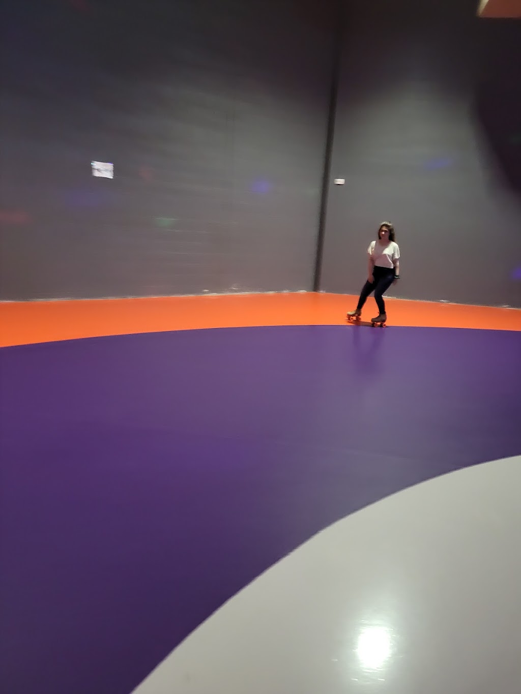 Rollerplex Entertainment | 284 Orenda Rd, Brampton, ON L6T 5S3, Canada | Phone: (905) 450-8680