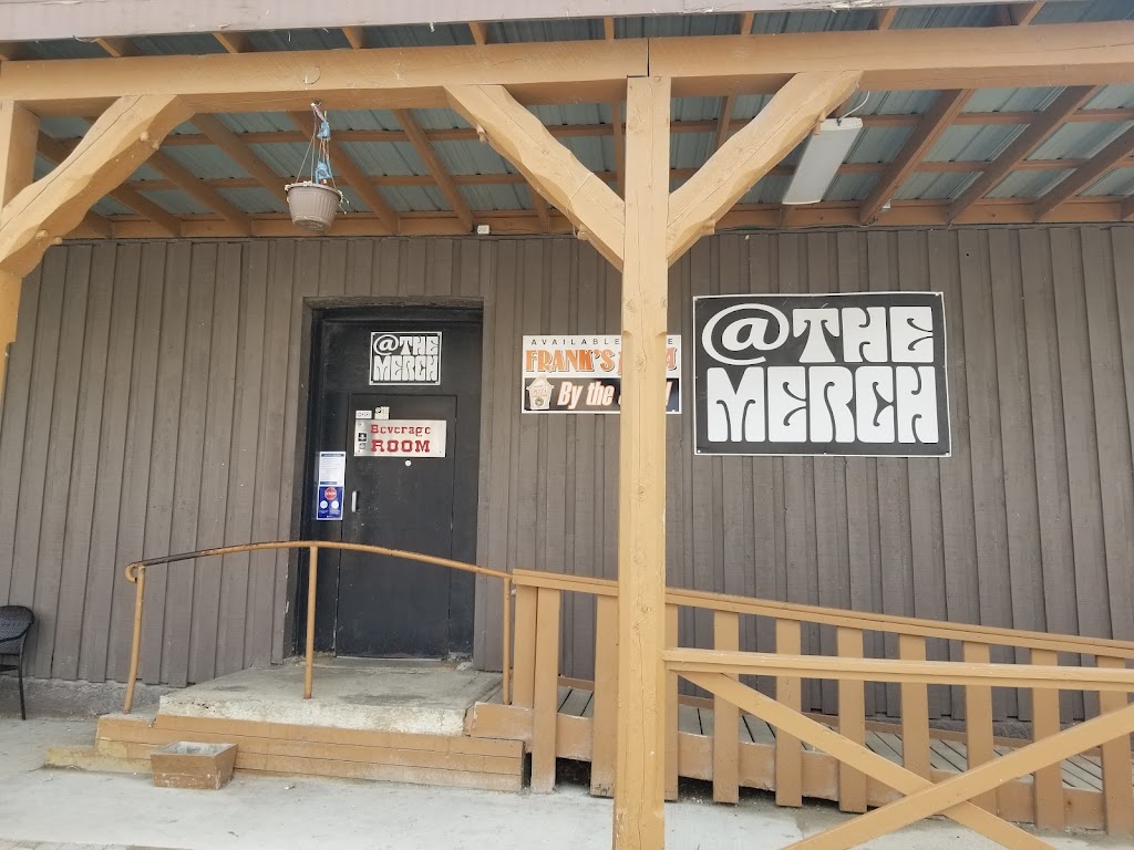 The Merch | 383 Eveline St, Selkirk, MB R1A 1N4, Canada | Phone: (204) 482-9571