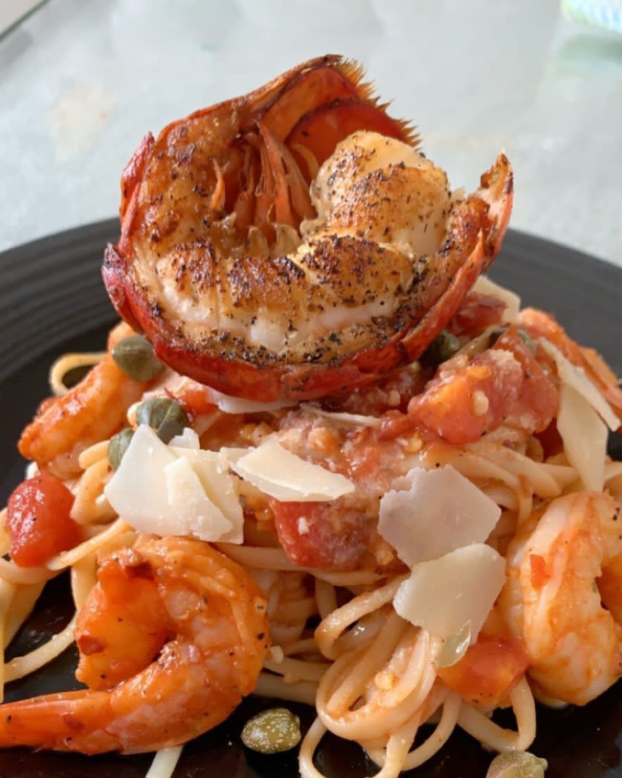 La kitchen | 3 Madronna Gardens, Brampton, ON L7A 2V5, Canada | Phone: (437) 388-1272