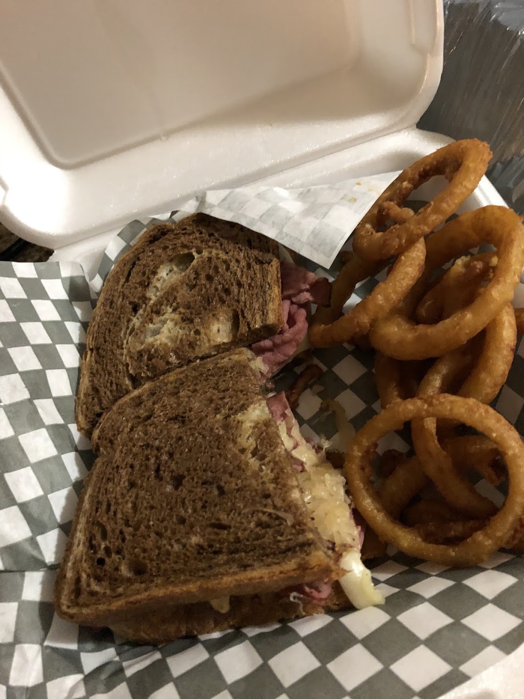 Shadow Eagle Resto Bar & Grill | 11-1801 Dundas St E, Whitby, ON L1N 7C5, Canada | Phone: (905) 240-9000