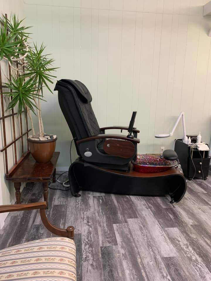 Moments Spa & Foot Care Studio - Heidi Carter C.M.P. | 254 Josephine St, Wingham, ON N0G 2W0, Canada | Phone: (519) 357-7199