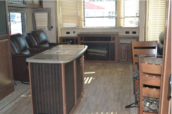 Roulottes D-Par | 381 Rue Principale, Sainte-Anne-de-la-Pérade, QC G0X 2J0, Canada | Phone: (888) 387-9339