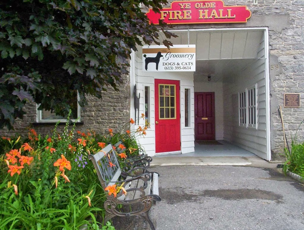 Groomery The | 41 Mill St, Stirling, ON K0K 3E0, Canada | Phone: (613) 395-0614